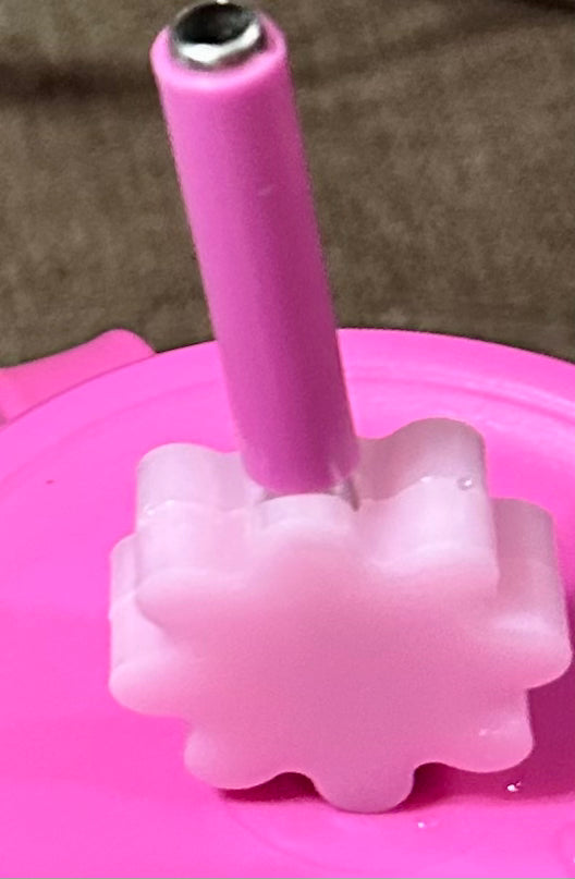 Closed Flower Straw Hugger