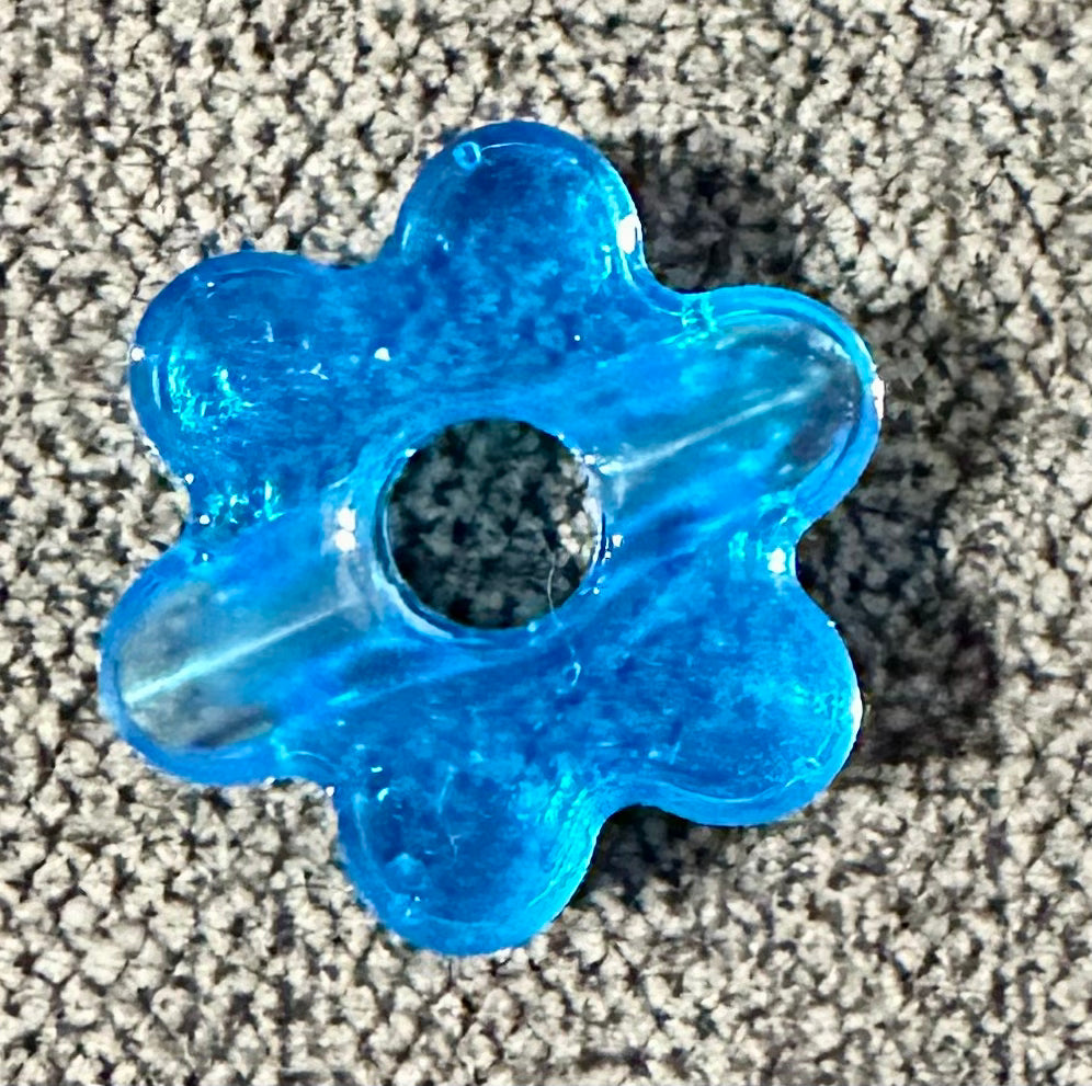 Open Flower Straw Hugger