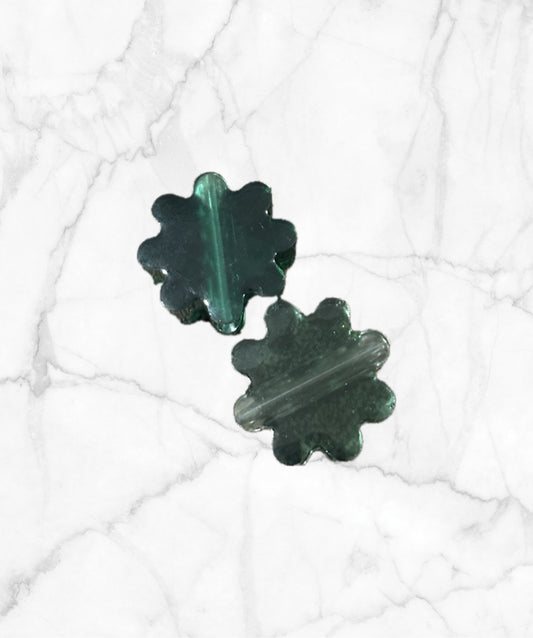 Closed Flower Straw Hugger