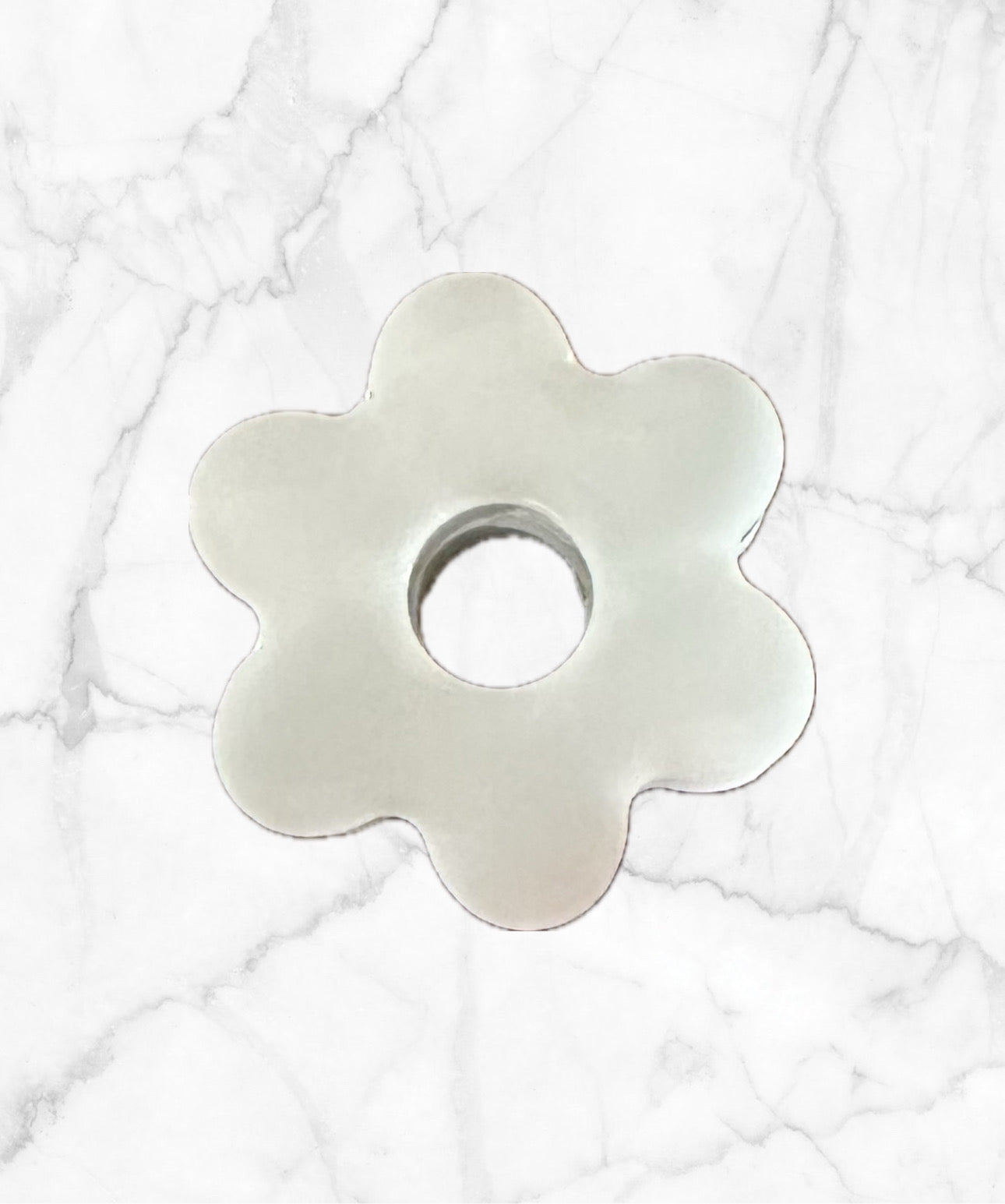 Open Flower Straw Hugger