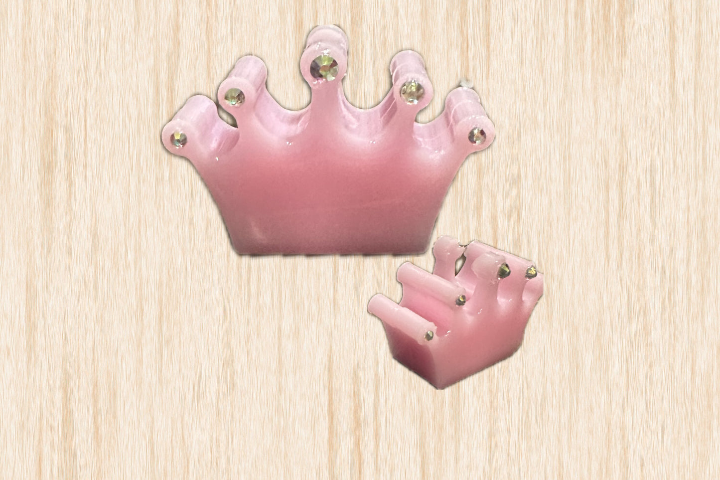 Diamond Crown Straw Hugger